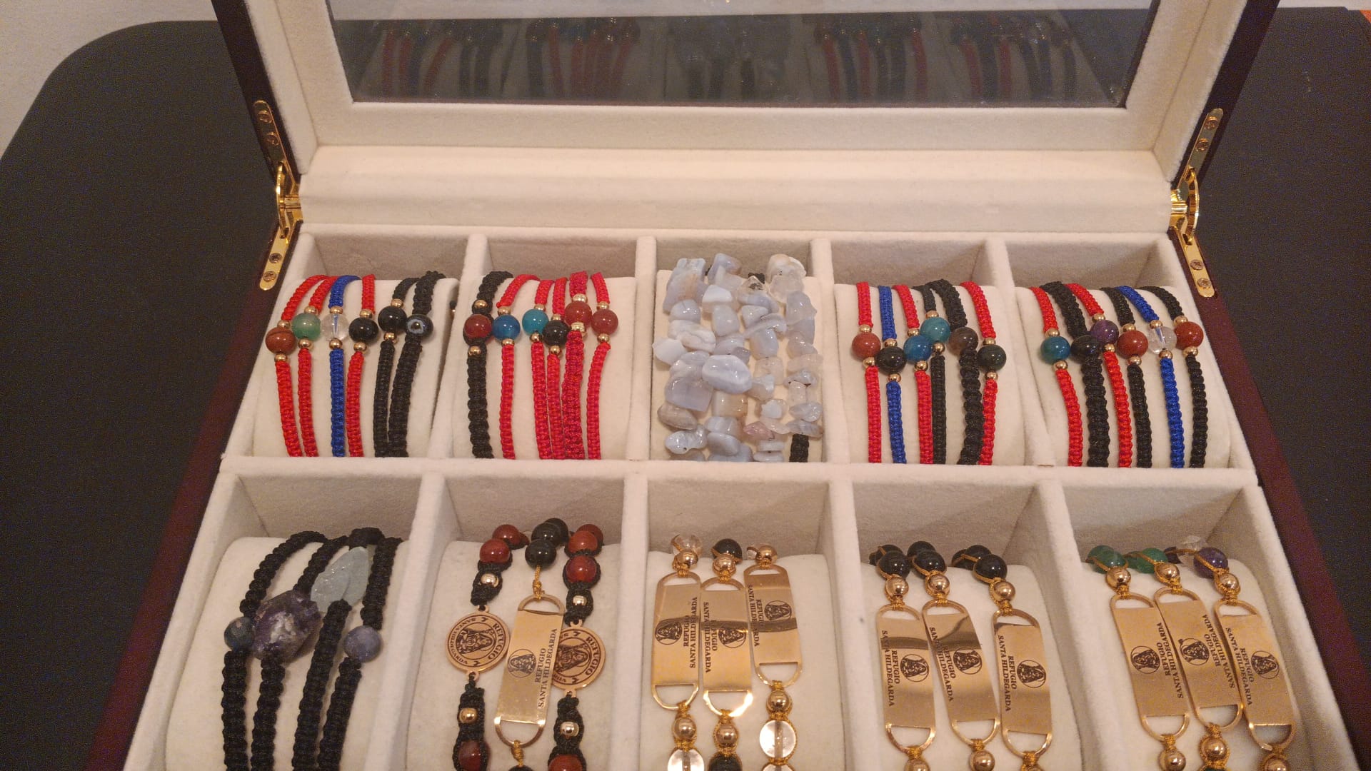 PULCERAS DE PIEDRAS DE SANTA HILDEGARDA_